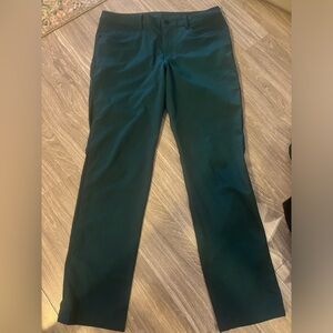 Green men’s lululemon pants